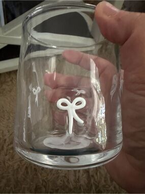 Icon Glass Tumbler with White Bow Accent - 16 fl oz